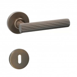 Deurklink Quincalux 167-R0-41-22/167 brons uitvoering