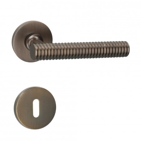 Deurklink Quincalux 401-R0-41-22 brons uitvoering