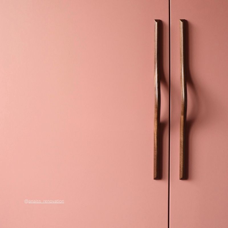 Poignée de meuble Eros noyer laqué