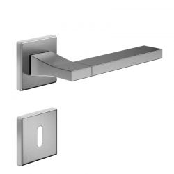 Poignée de porte chrome satiné CHANGE B 02 carré