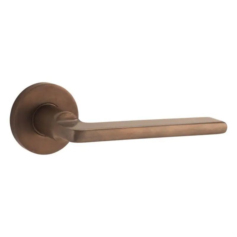 Poignée de porte Piatto sur rosace Vivo laiton bronze antique Artitec