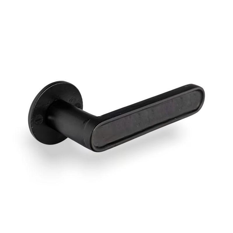 Poignée de porte CAST sur rosace ronde 50F fer vieilli noir Dauby