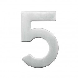 Nummer 5 geborsteld...