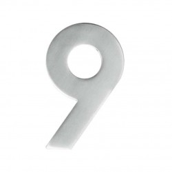 Nummer 9 geborsteld...